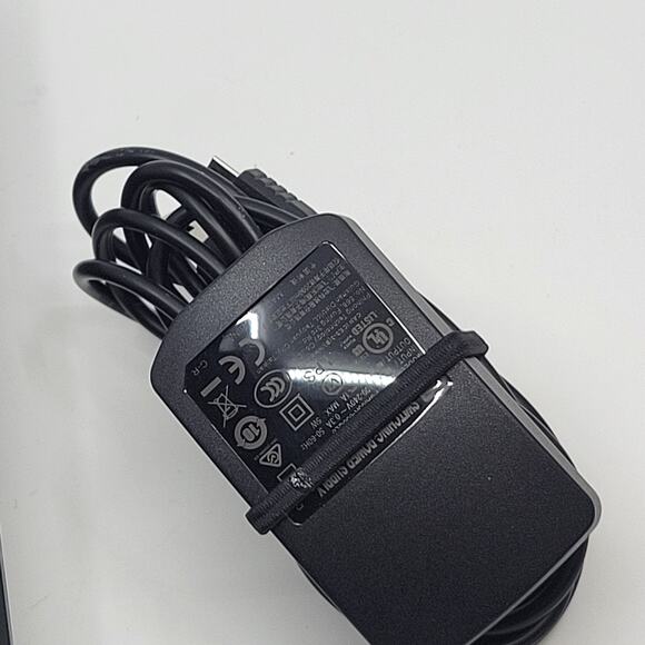 Control4 C4-SRRS Remote Control with docking cradle and charging power supply - Picture 4 of 14